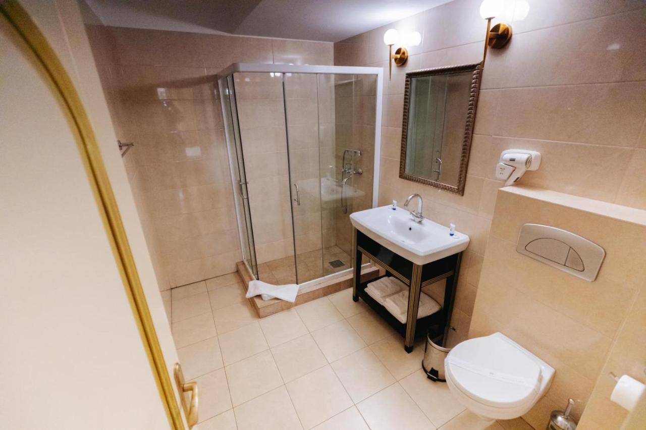 Hotel Goya Collection Targu Jiu Luaran gambar