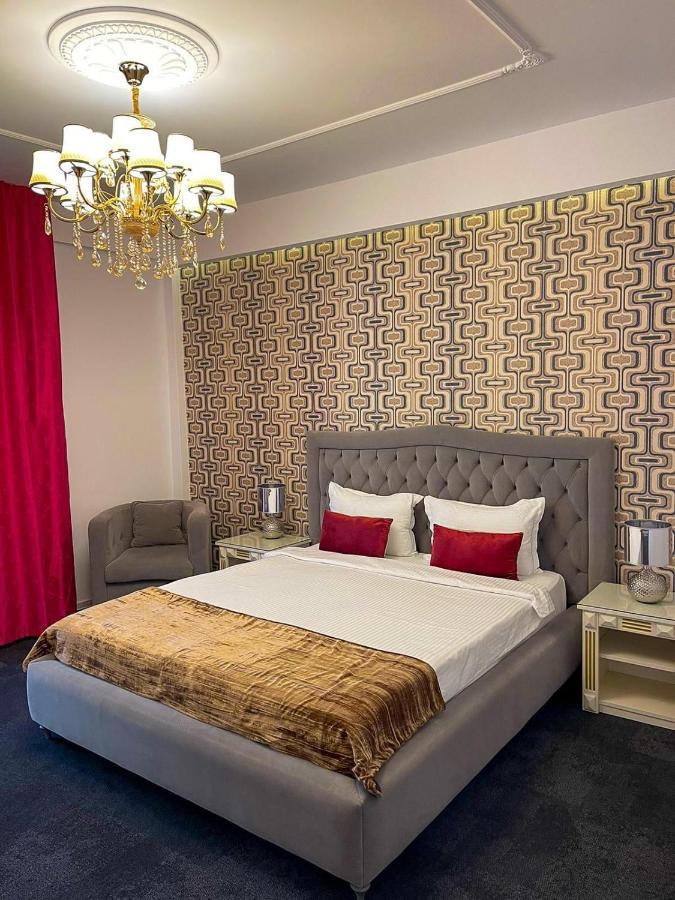 Hotel Goya Collection Targu Jiu Luaran gambar