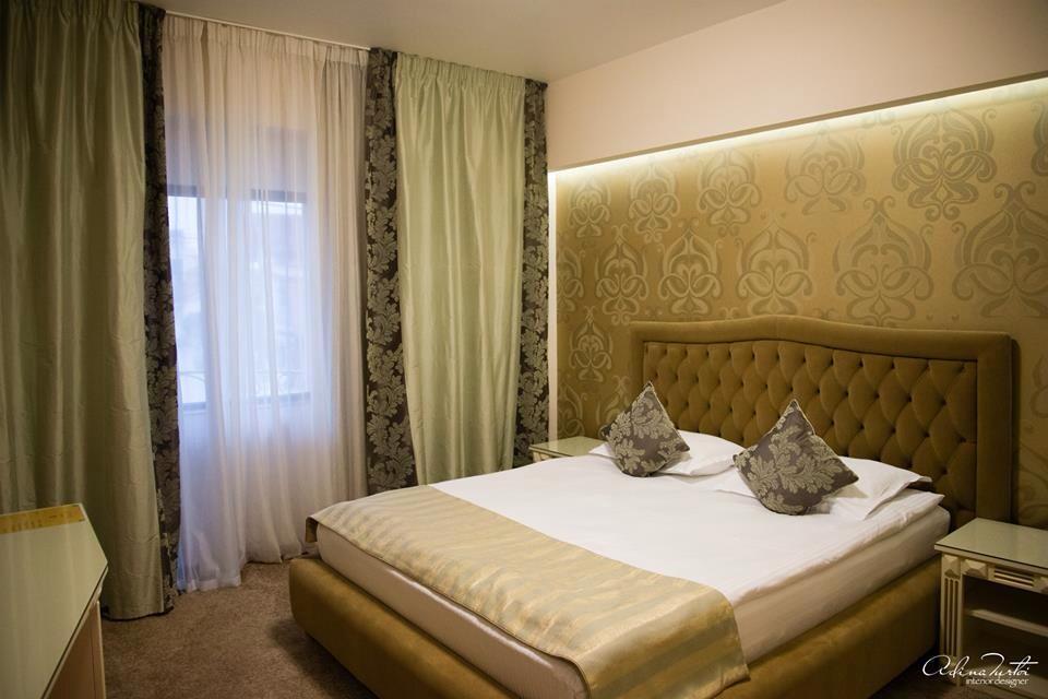 Hotel Goya Collection Targu Jiu Luaran gambar