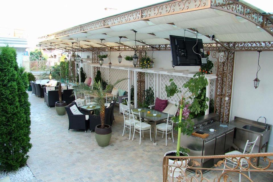Hotel Goya Collection Targu Jiu Luaran gambar