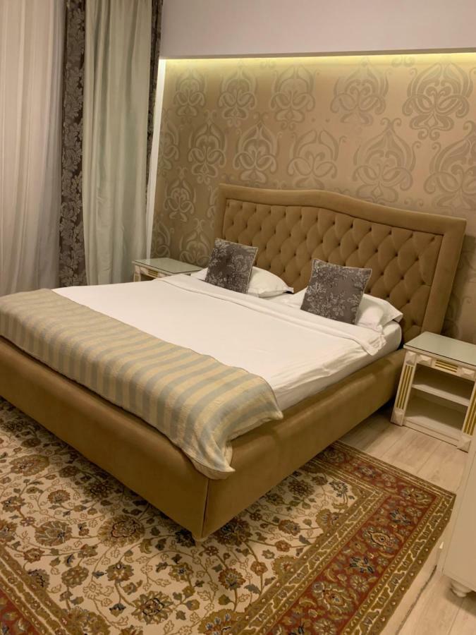 Hotel Goya Collection Targu Jiu Luaran gambar